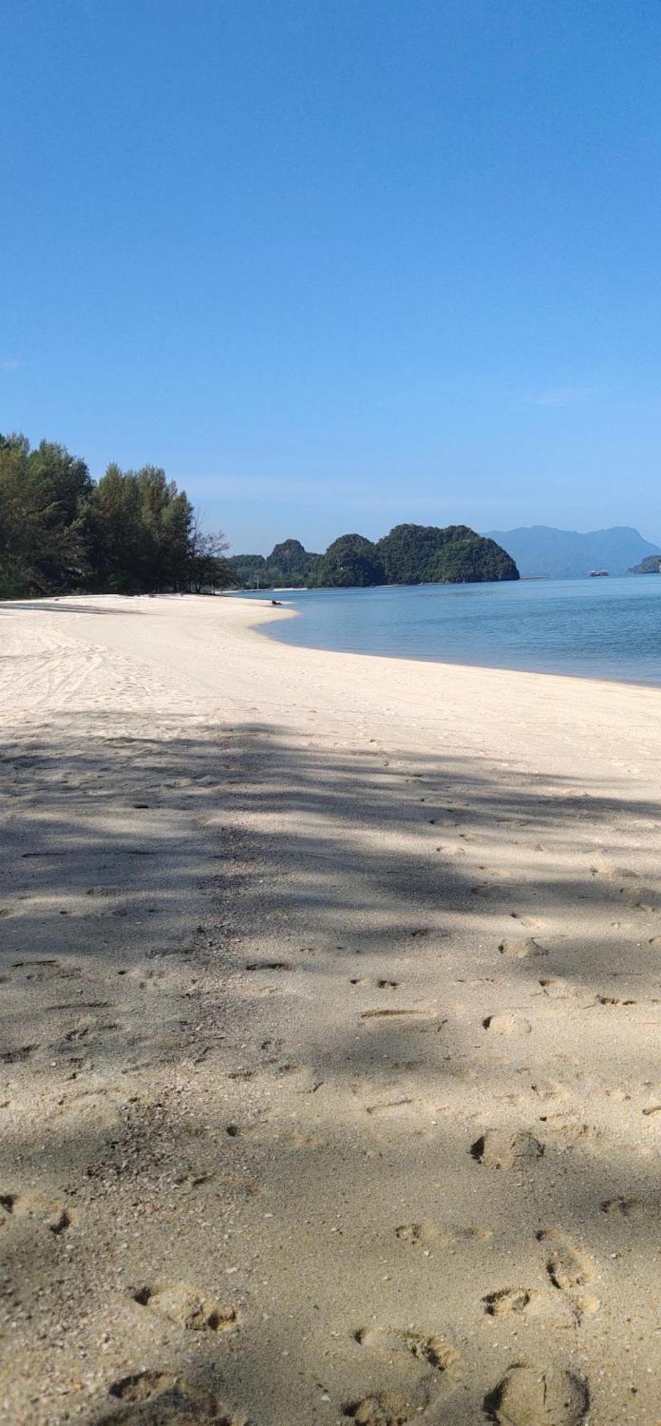 Ocean Lodge Pantai Cenang  Exterior photo